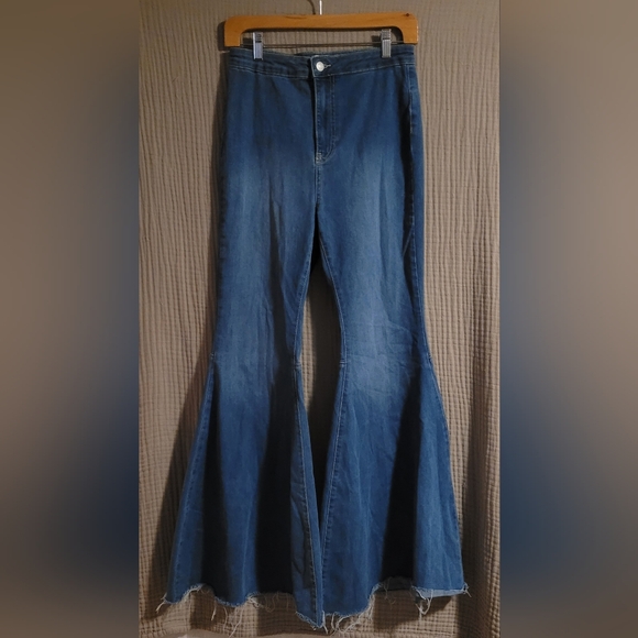 We The Free Denim - We The Free (Free People) Just Float on Flare Jeans in Jericho Blue Size 29